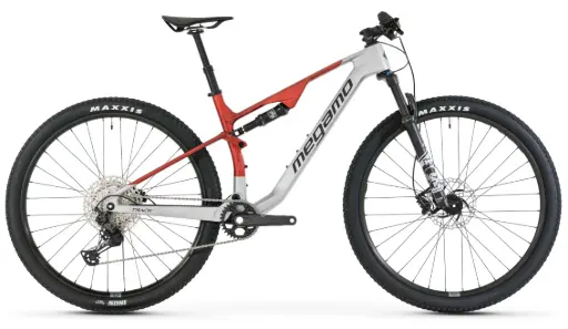 [25161500] MG09119 BICICLETA MEGAMO TRACK 15 ROJA MY26 (M)